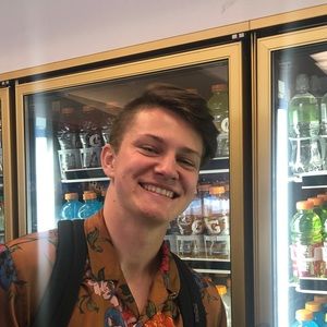 Meet your Posher, Jason